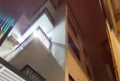 NHÀ ĐẸP DÂN XÂY - MỚI – VỊ TRÍ AN SINH TUYỆT VỜI, GẦN PHỐ, GẦN SÔNG GIÓ